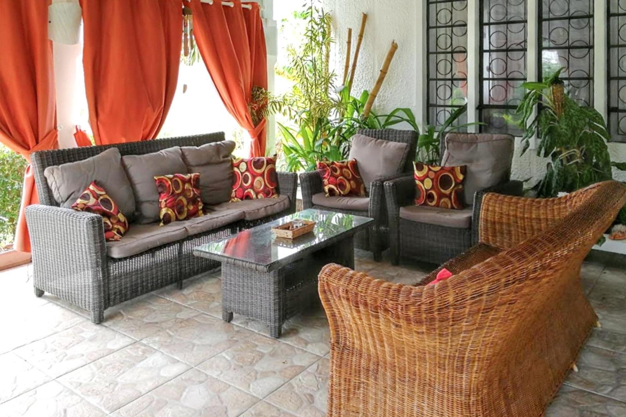 Charming Studio In Flic En Flac With Enclosed Garden 25M² Bagian luar foto